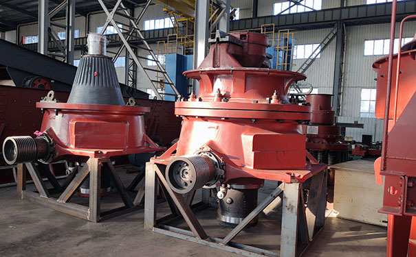 山西液壓圓錐破碎機現(xiàn)場視頻圖片