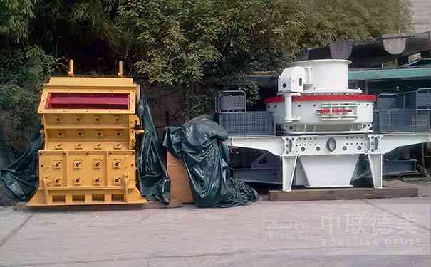 山東反擊破碎機(jī)