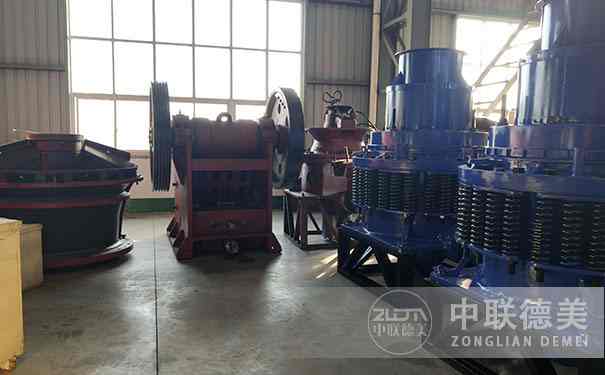 移動(dòng)式破碎機(jī)怎么樣?