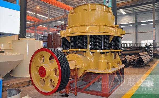 液壓對輥破碎機(jī)怎么用?