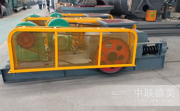 雙輥破碎機(jī)哪個(gè)牌子好?
