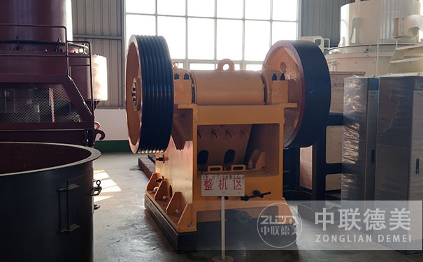 液壓圓錐破碎機設(shè)計說明書