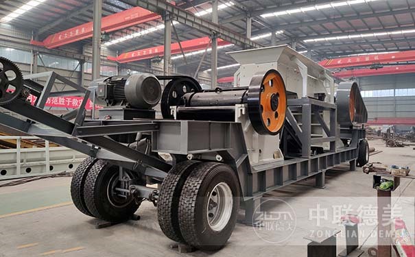 型移動破碎機(jī)