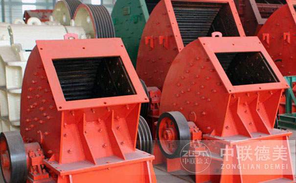 錘式制砂機(jī)
