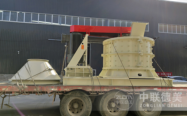 復(fù)合式破碎機(jī)