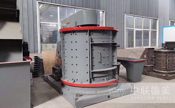 復(fù)合式破碎機(jī)