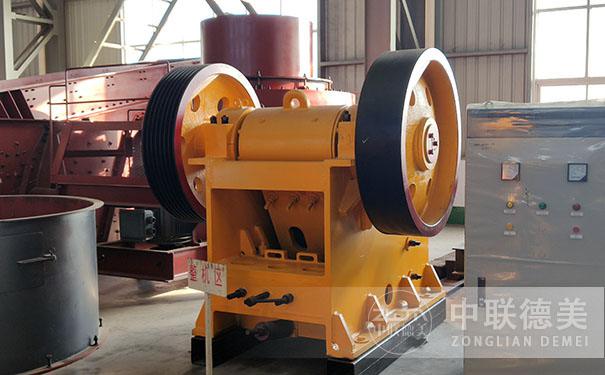 輝綠巖制砂機(jī)？